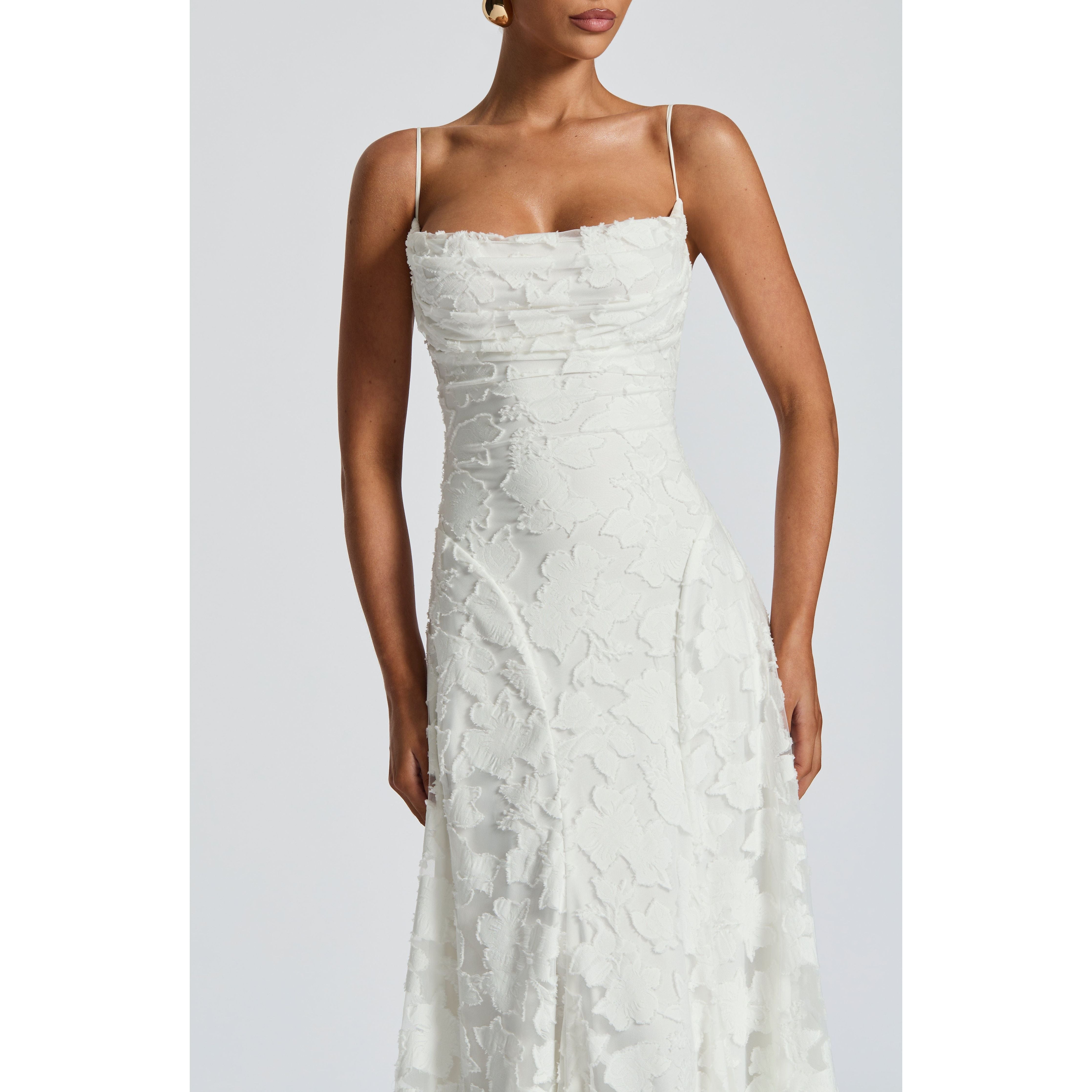 Maevy | Elegant Maxi Dress