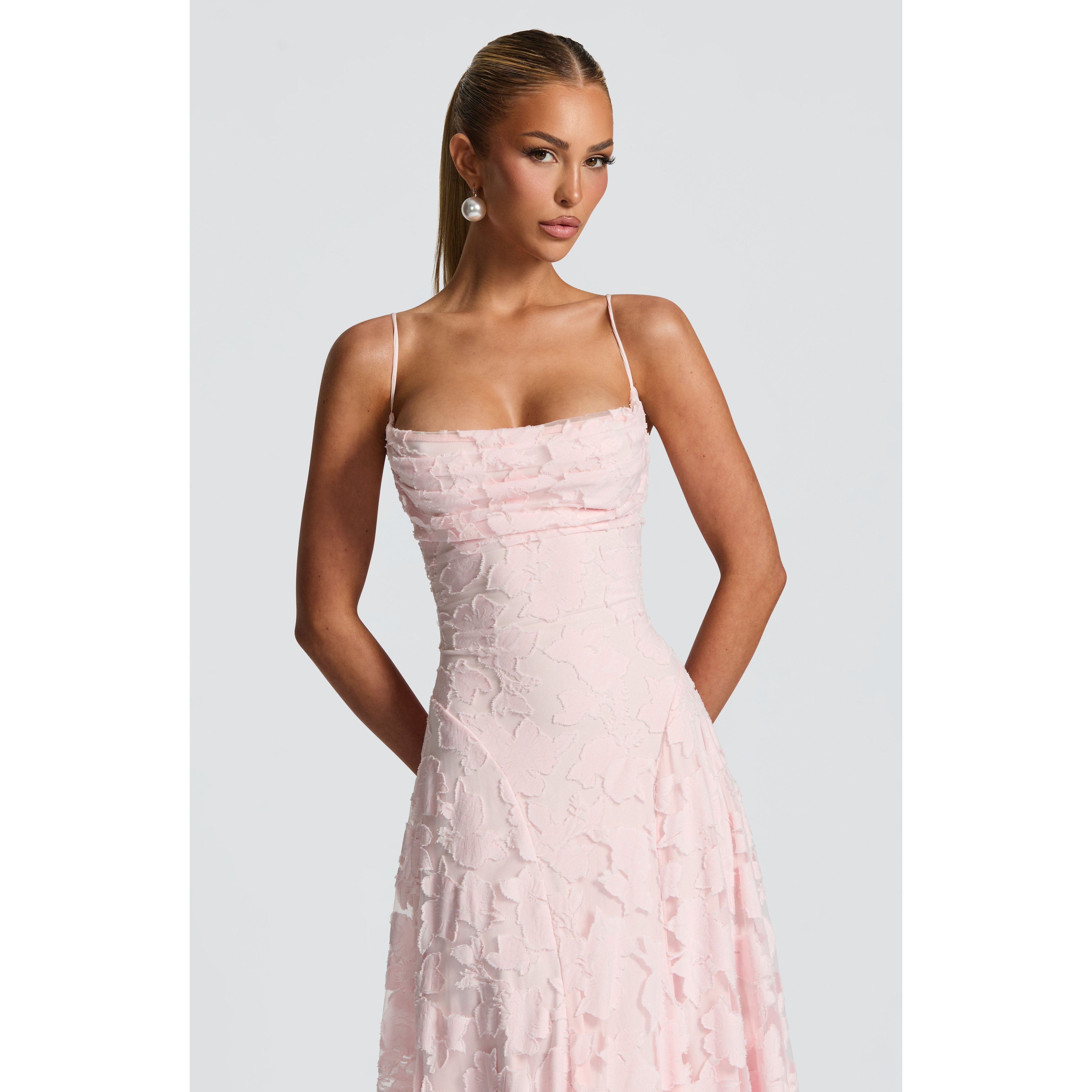 Vaynie | Elegant Maxi Dress