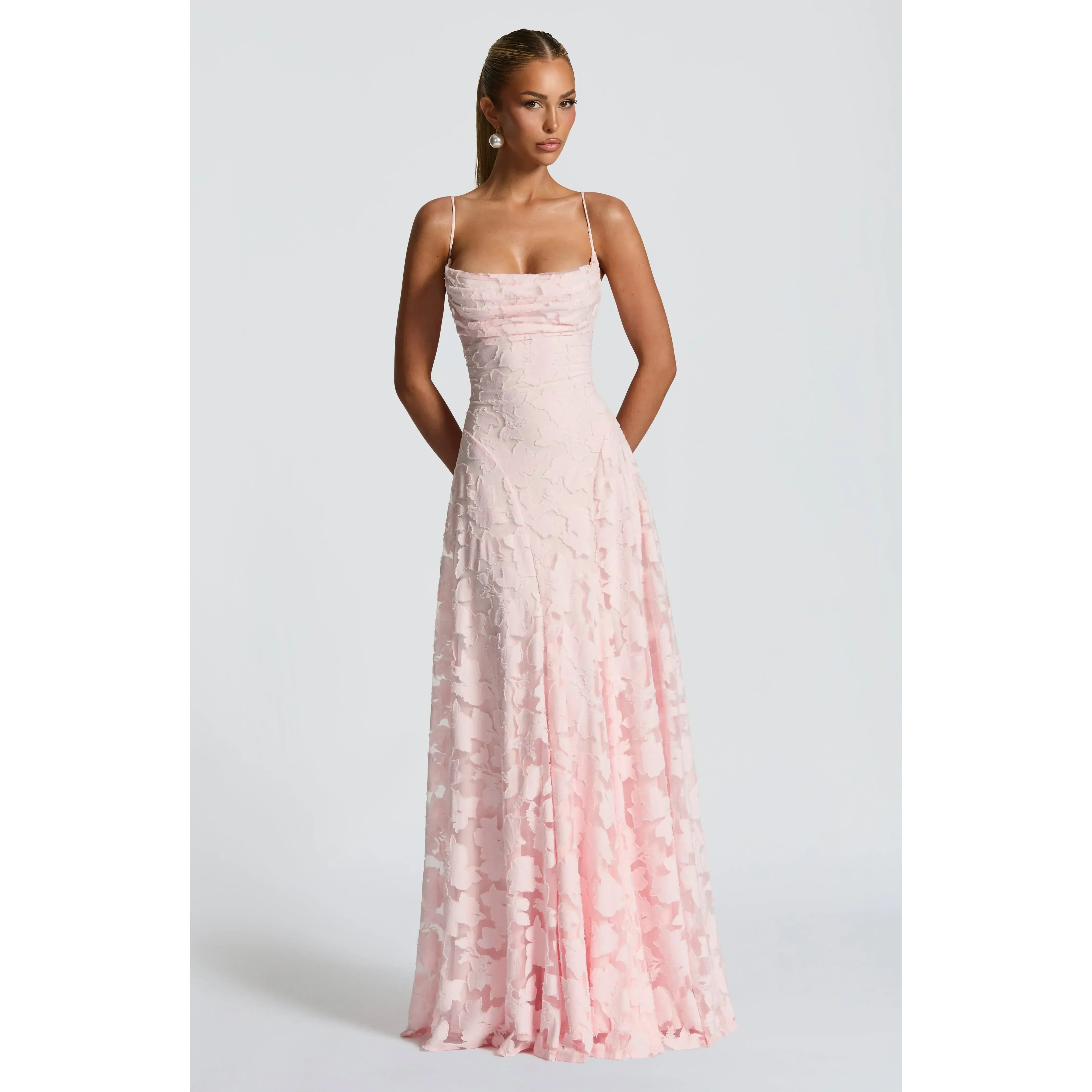Maevy | Elegant Maxi Dress